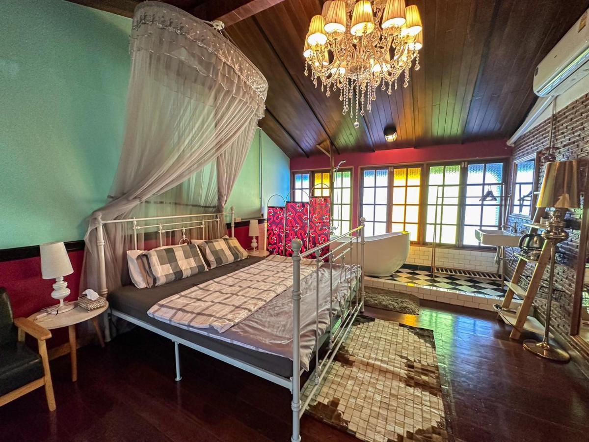 T-House Bkk 2Floors Near Bts With Swimming Pool And Free Wifi Hotel Bangkok Exterior photo