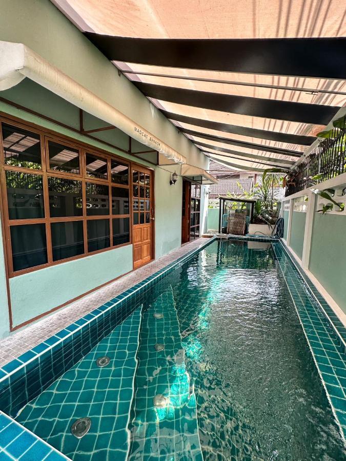 T-House Bkk 2Floors Near Bts With Swimming Pool And Free Wifi Hotel Bangkok Exterior photo