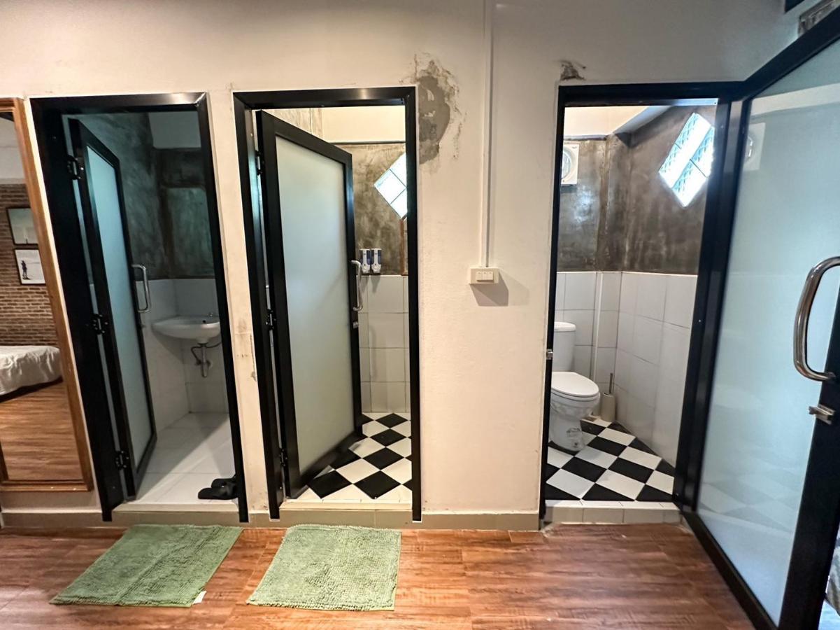 T-House Bkk 2Floors Near Bts With Swimming Pool And Free Wifi Hotel Bangkok Exterior photo