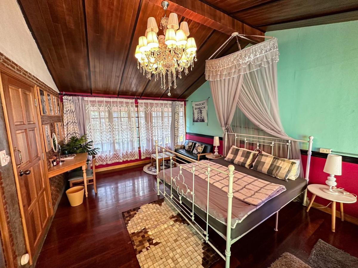 T-House Bkk 2Floors Near Bts With Swimming Pool And Free Wifi Hotel Bangkok Exterior photo