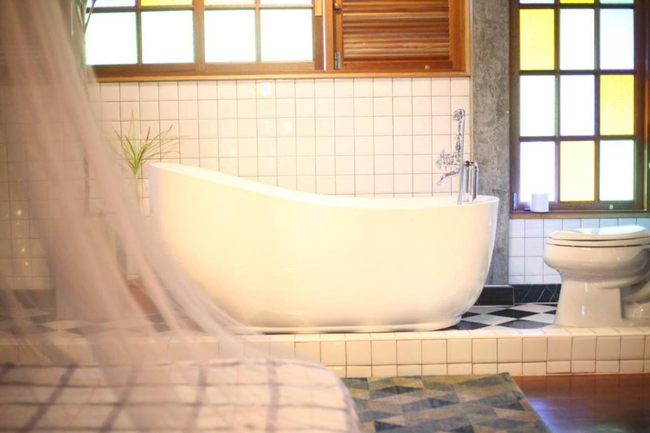 T-House Bkk 2Floors Near Bts With Swimming Pool And Free Wifi Hotel Bangkok Exterior photo