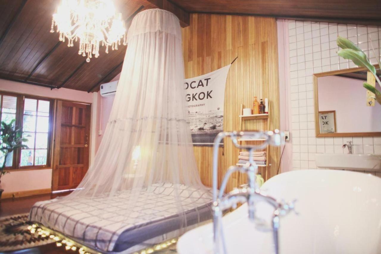 T-House Bkk 2Floors Near Bts With Swimming Pool And Free Wifi Hotel Bangkok Exterior photo